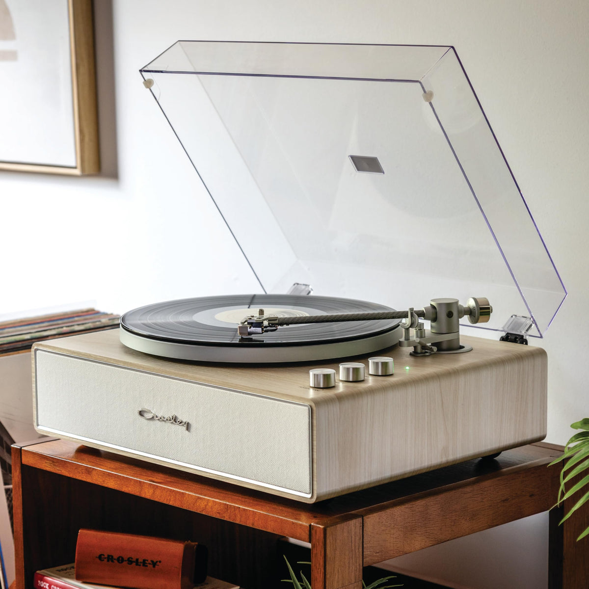 Crosley CR6046A NASL Stave preamp switch enables easy stereo integration