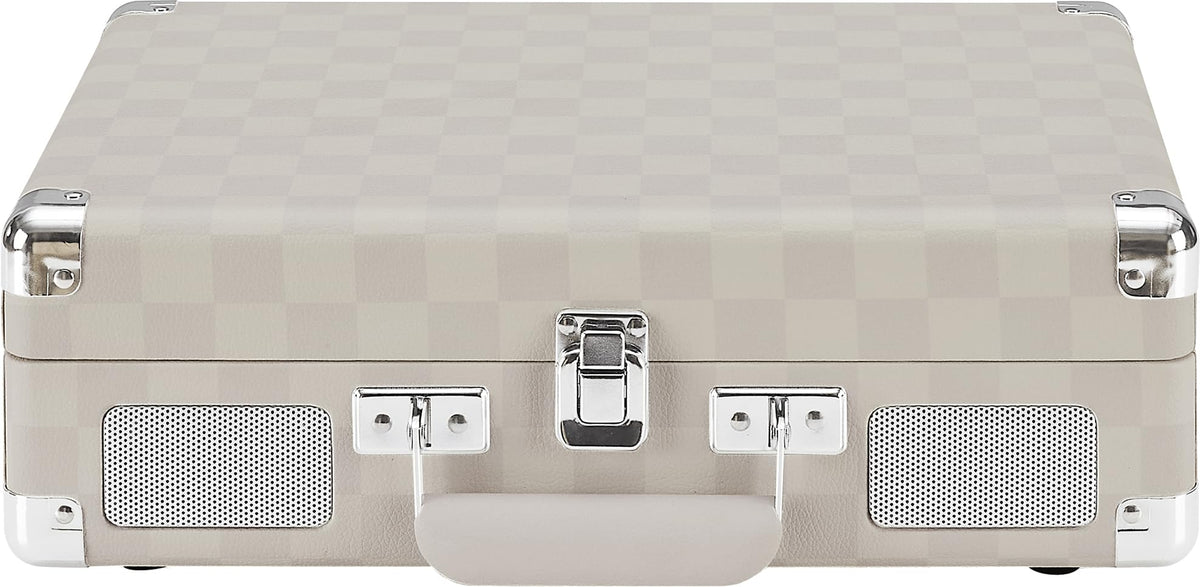 Crosley CR8005F-AC Cruiser Plus built-in speakers fill small rooms with sound