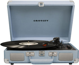 Crosley Cruiser Plus belt-drive setup for precise vinyl playback