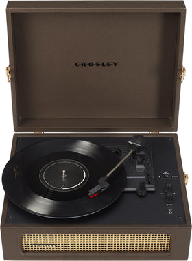 Crosley CR8017B-CO Voyager cocoa finish closeup showing vintage detailing.