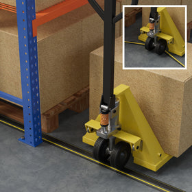 D-Line connecting pins enable seamless length extensions for events.