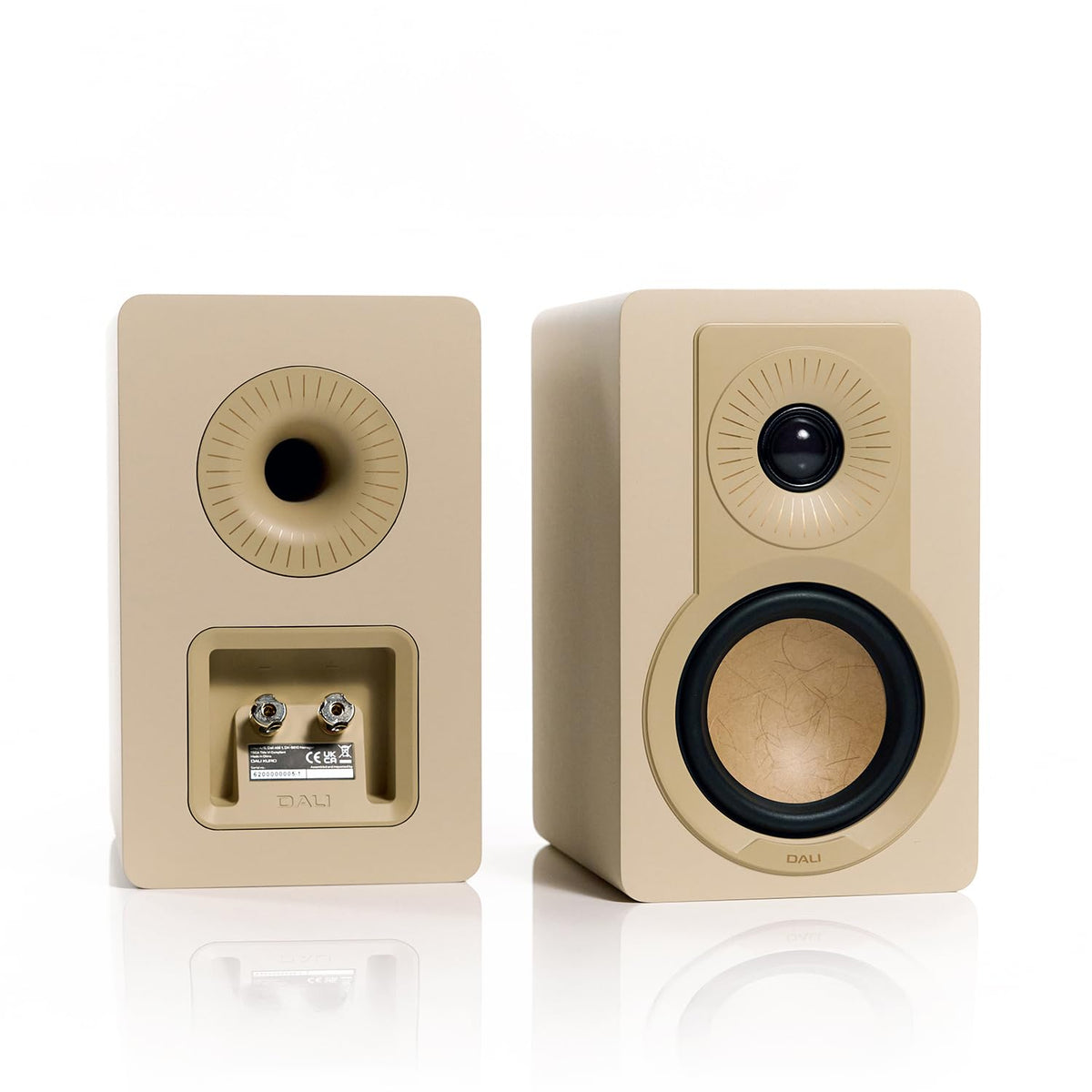 DALI KUPID rear ports view highlighting easy integration with amplifiers
