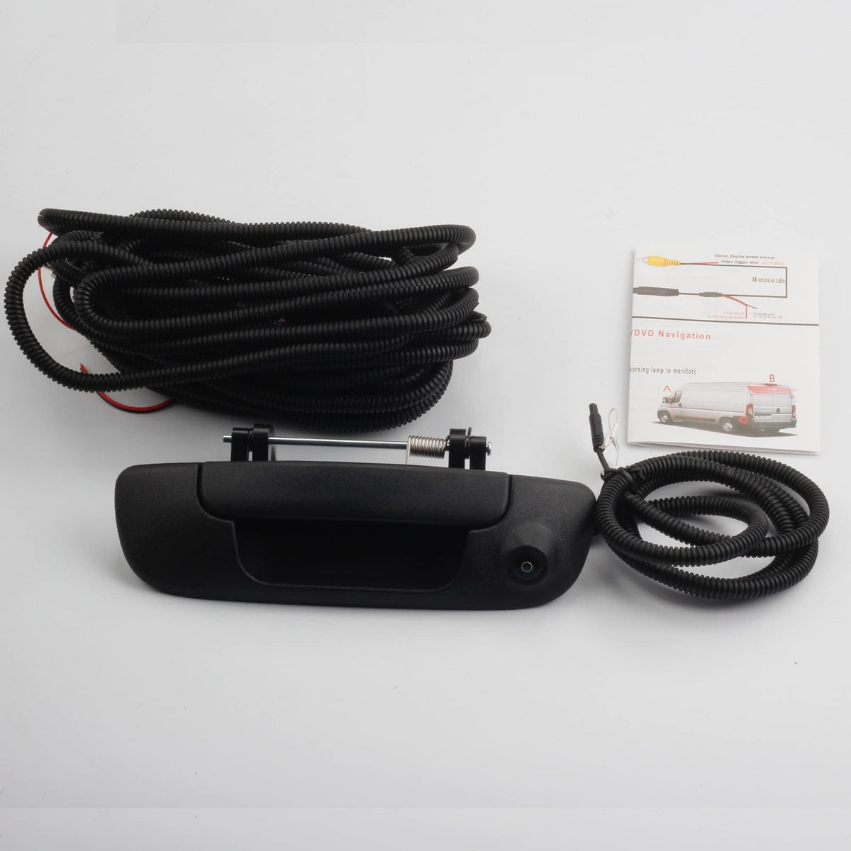 Dasbecan night vision camera supports safer low-light reversing.