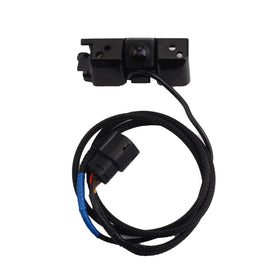 Dasbecan camera enhances rear awareness for safer reversing in busy areas.
