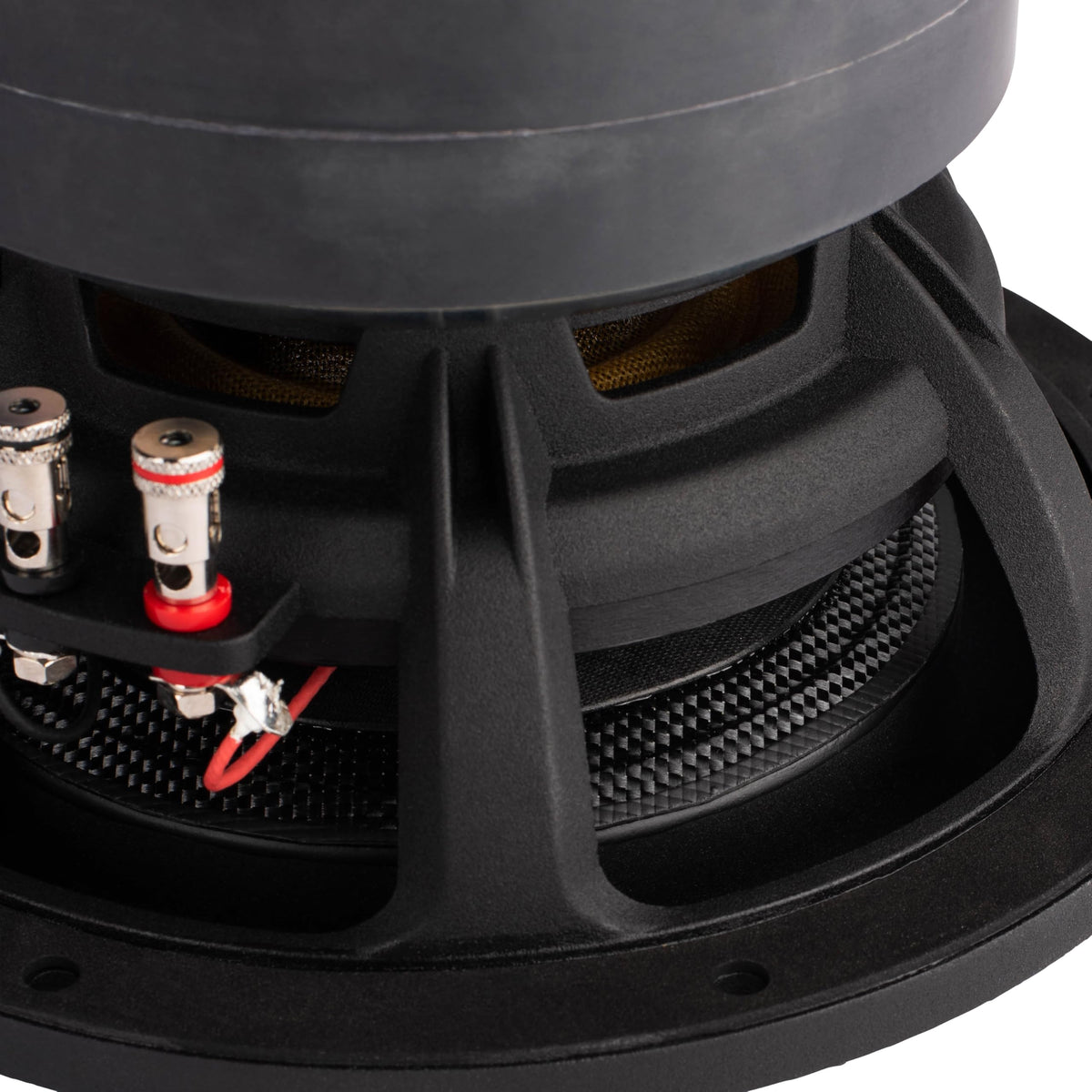 Dayton Audio UMII8-22 heat-dissipation design illustrating cooling efficiency