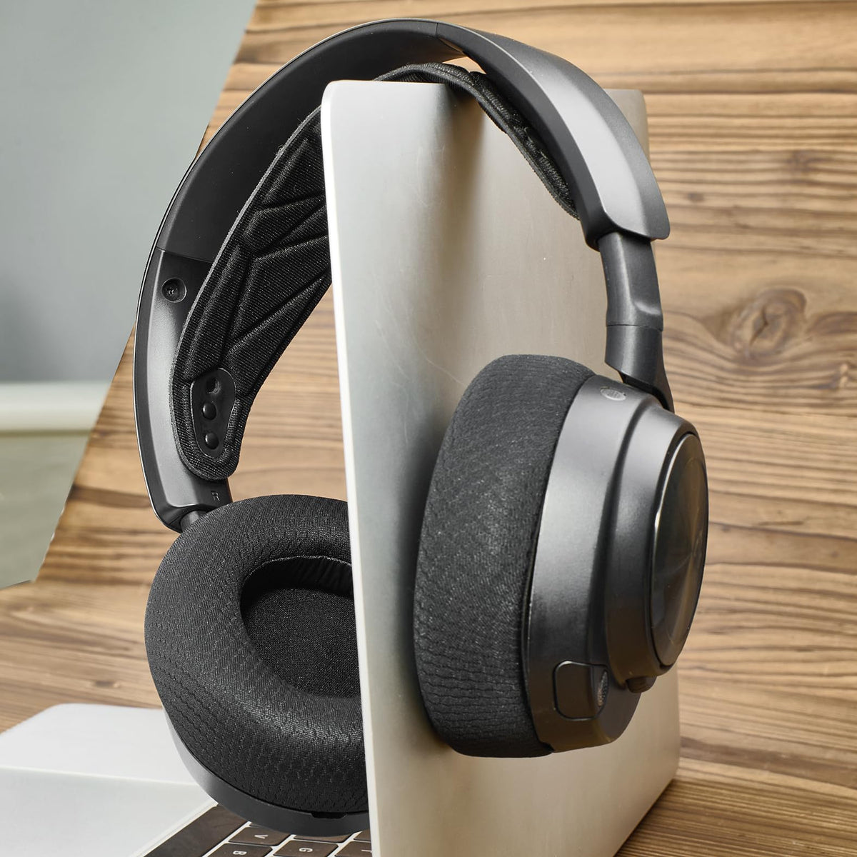 defean Nova Pro Wireless Earpads soft cushion comfort for daily use
