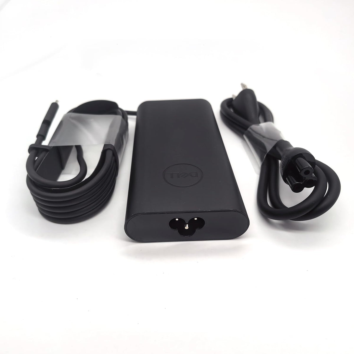 Dell USB-C tip close-up highlighting secure connection and fast charging