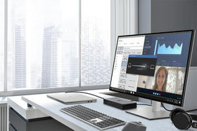 Dell WD22TB4 management interfaces highlight IT-friendly deployment features.