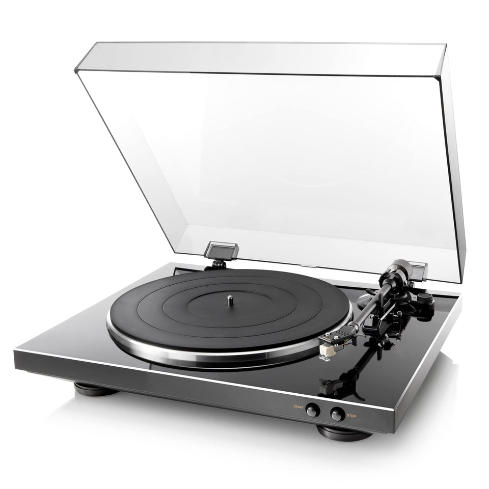 Denon DP-300F platter-assembly delivers stable rotation for clear sound