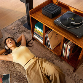 Denon DP-500BT removable dust cover keeps records dust-free.
