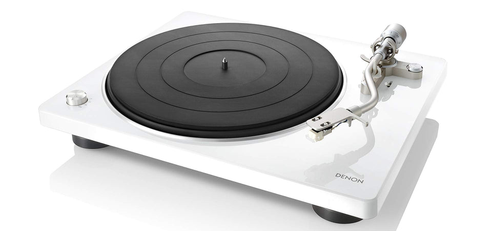 Denon DP400 front view highlighting sleek design for home listening