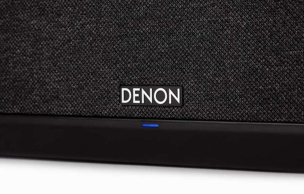 Denon Home 350 wireless-multiroom setup in a living room
