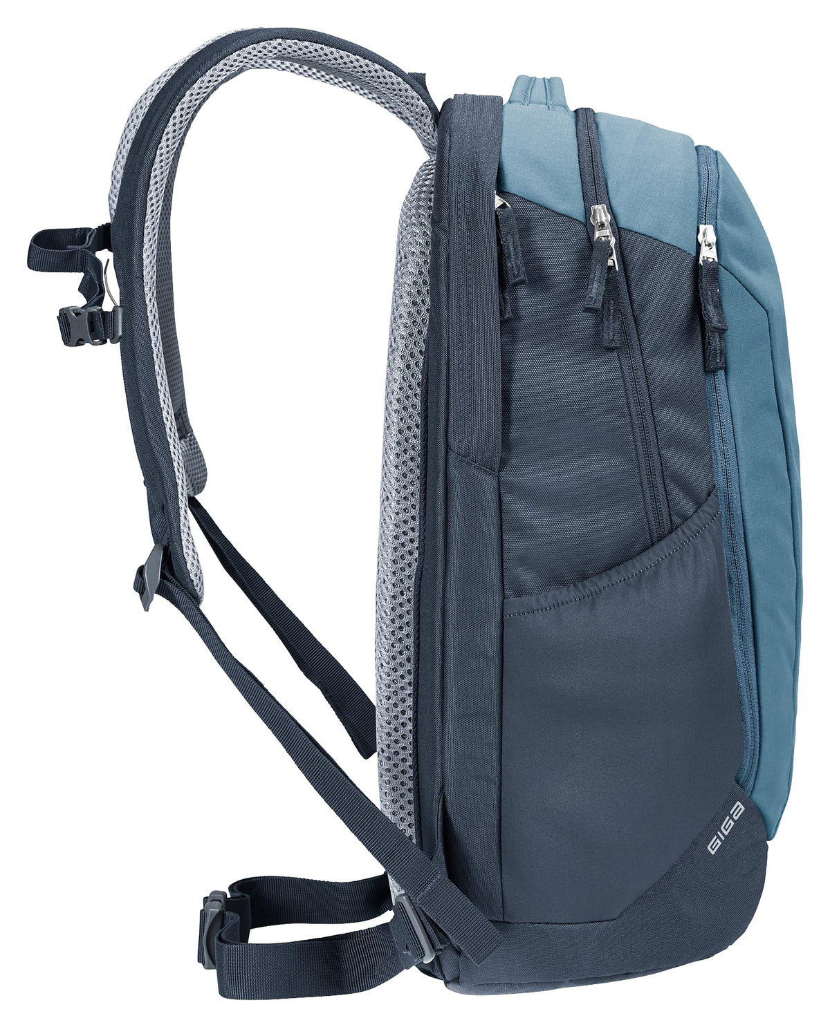 Front pocket with organiser helps keep essentials neatly arranged.