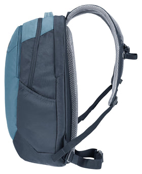 Giga laptop compartment fits up to 15.6-inch devices securely.