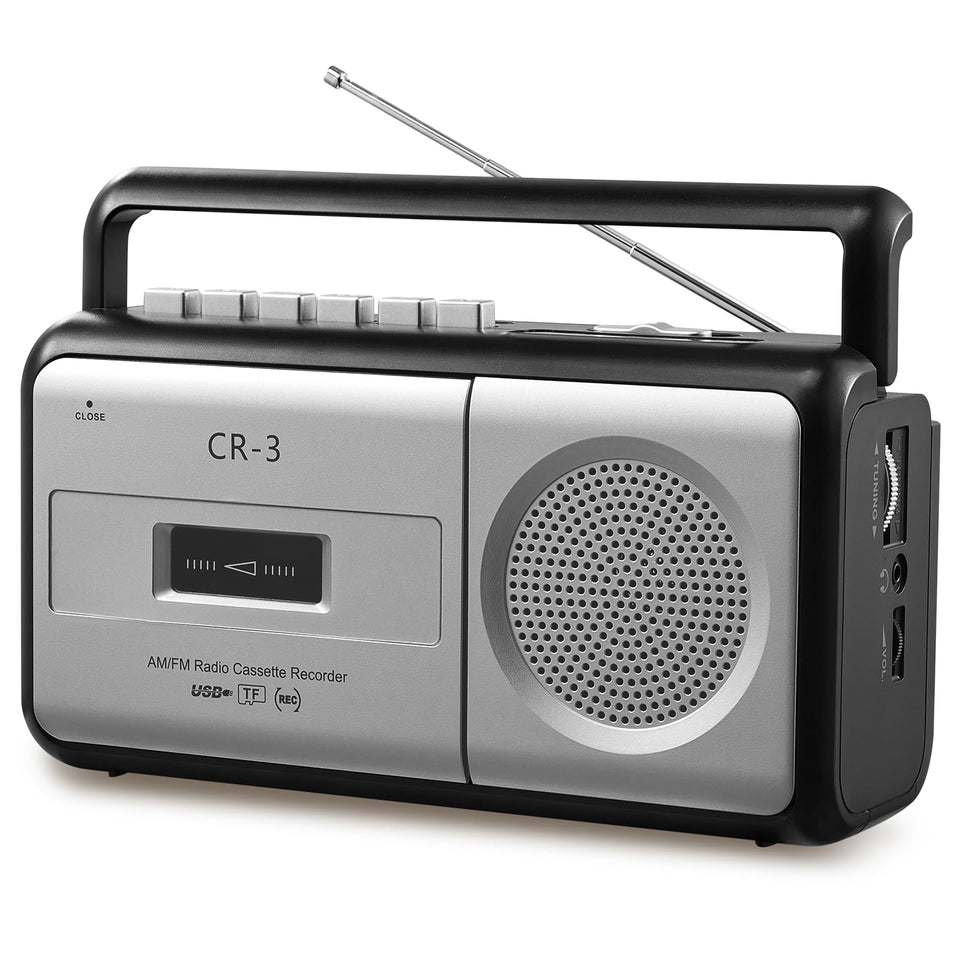 DGXWLLW front panel showing cassette door and clear controls for easy playback