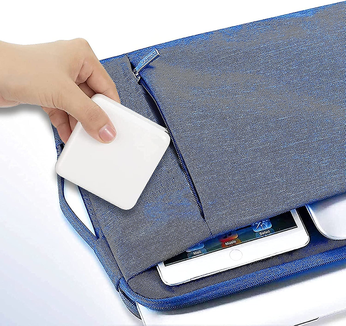 DHMXDC compatible with MacBook Pro and Air 13–16 inch models.