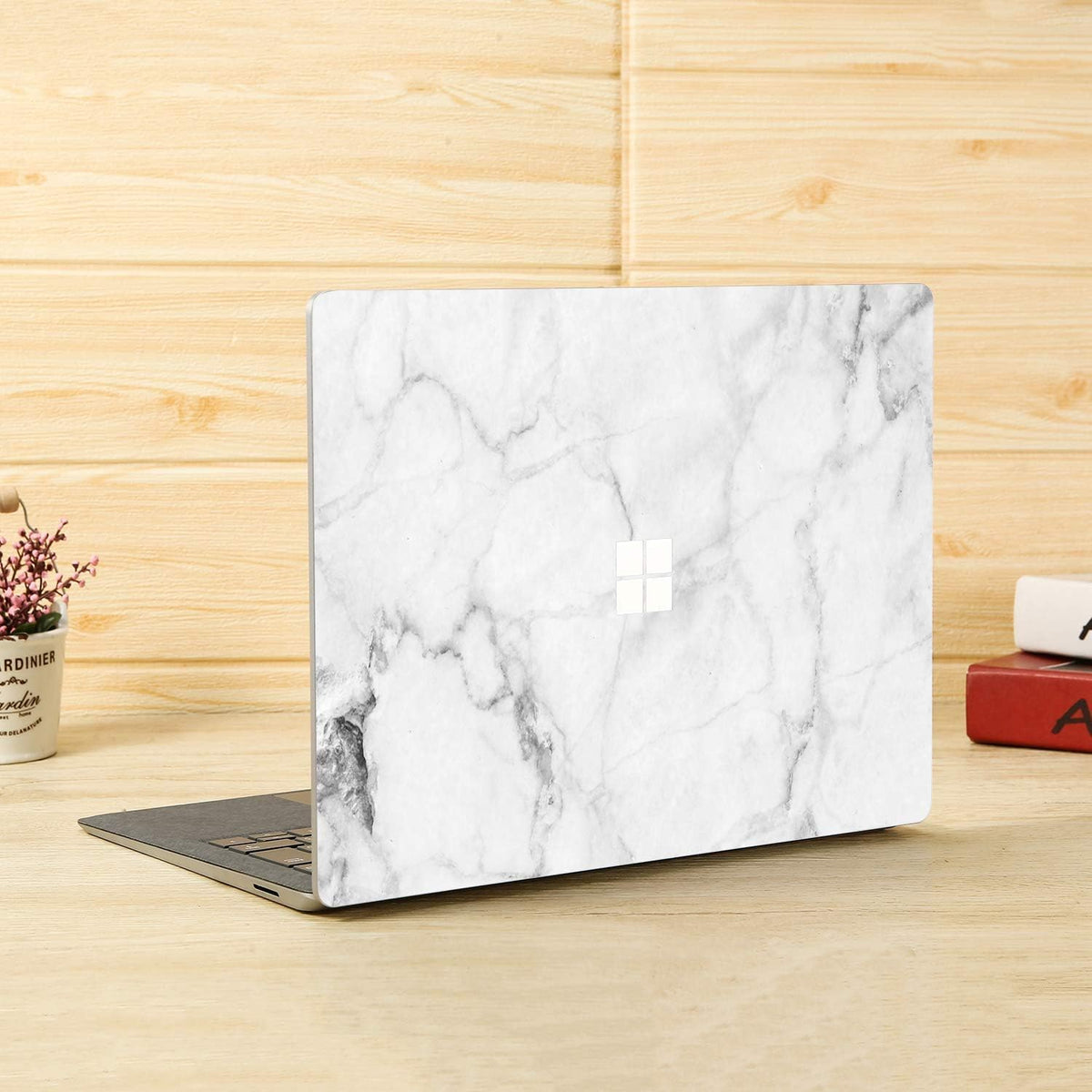 Digi-Tatoo Fresh Marble design keeps the 2025 Surface Laptop looking refined and protected
