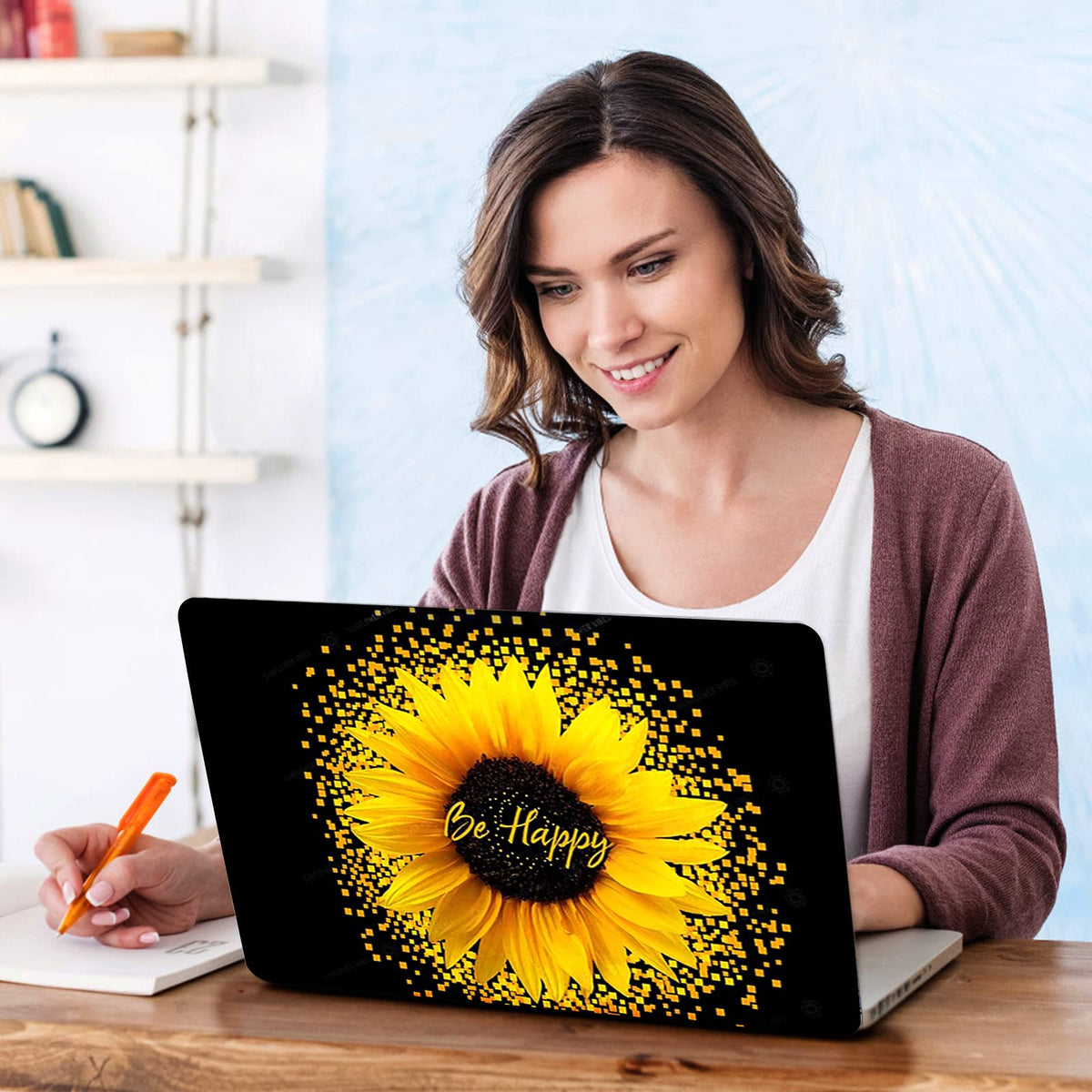 DINKY Sunflower size guide visual for 15.6 inch coverage.