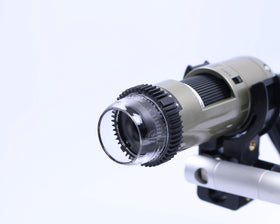 Dino-Lite AM4113ZT MicroTouch focuses quickly and precisely.