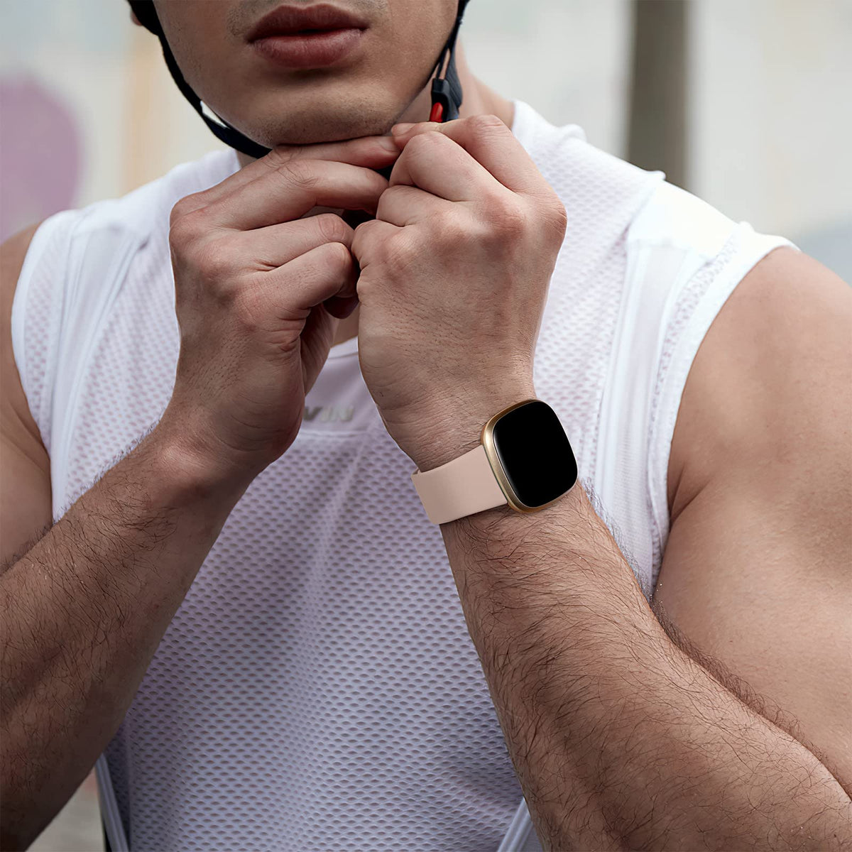 Dirrelo band in sandpink offers lightweight, comfortable daily use.