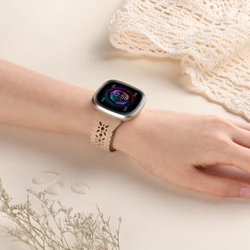 Dirrelo soft thin silicone band closeup emphasizes smooth texture and skin-friendly material.