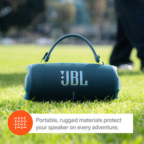 Divvi protective hardshell case black interior velvet lining.