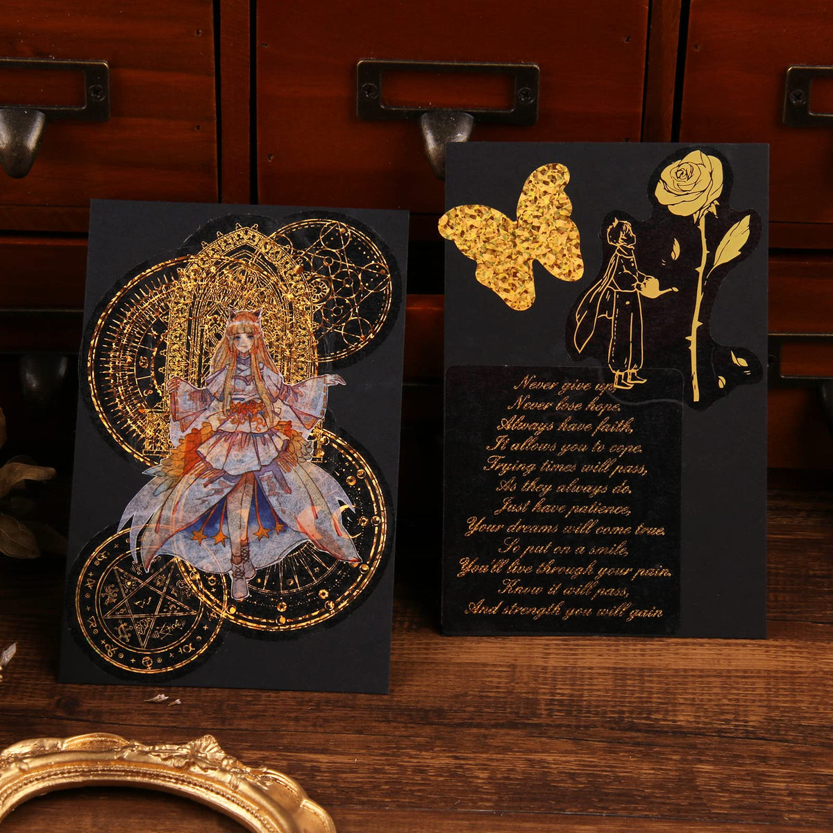 Dizdkizd stickers on planner add a classy gold accent