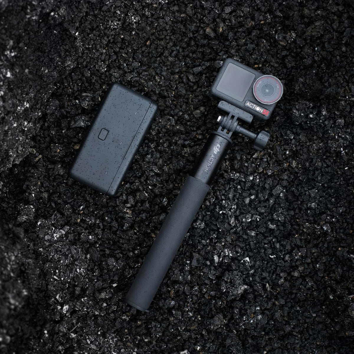 HorizonSteady stabilization keeps horizons level during motion with the Osmo Action 5 Pro.