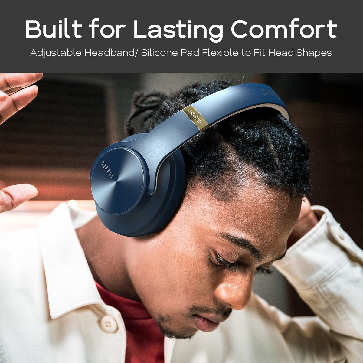 DOQAUS on commuter wearing headphones for distraction-free listening