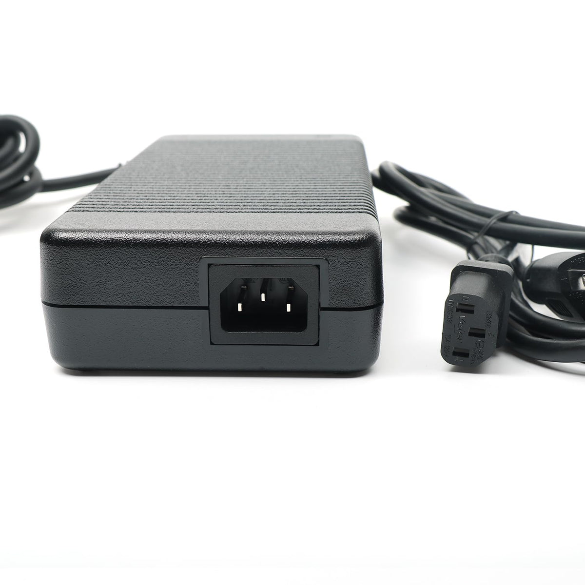 Compatibility badge with DP/N codes helps identify the right adapter