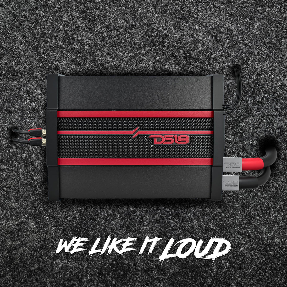 DS18 CANDY-X1B power ports ready for reliable wiring in most cars