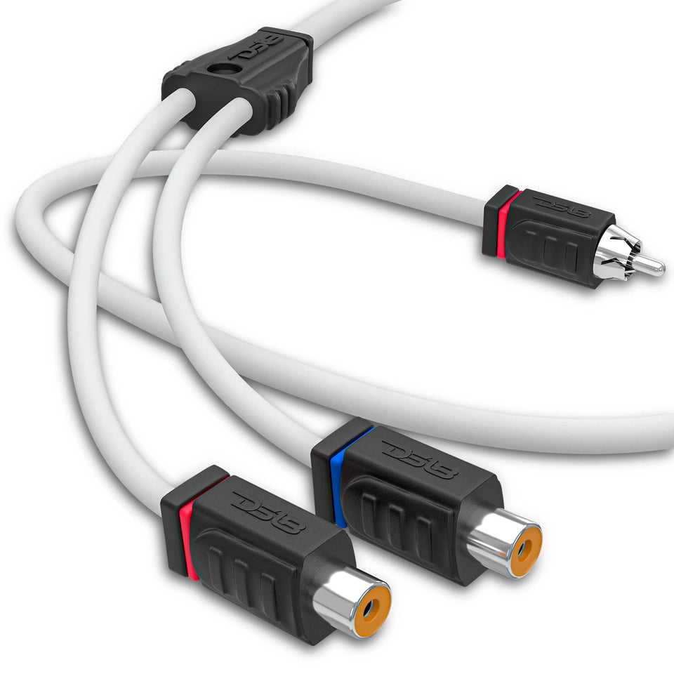 DS18 MOFCR-2F1M front view of RCA Y splitter for marine-grade signal distribution