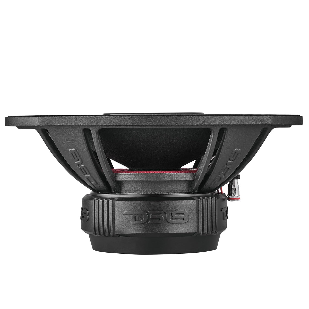 DS18 PRO-HY69.4B mounting depth supports flexible panel fitting.