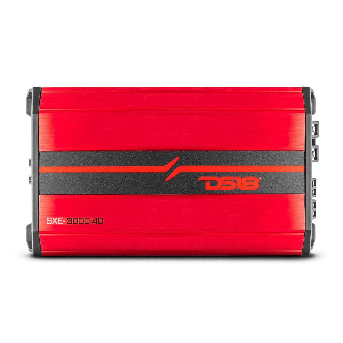 DS18 SXE-3000.4D/RD front panel close-up for clean, efficient car amplification