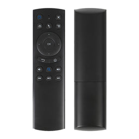 Dupad Story G20S air remote control held in hand; wireless range up to 10 meters.