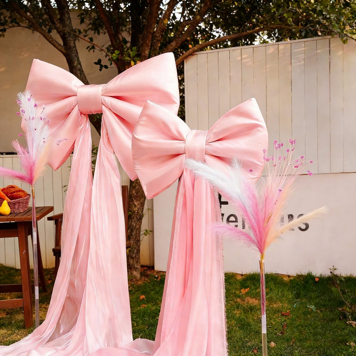 Dwsiplytg easy-install guide helps achieve plush bow styling.