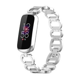 E ECSEM front view of silver Parker link band showing polished finish and Fitbit Luxe fit benefit