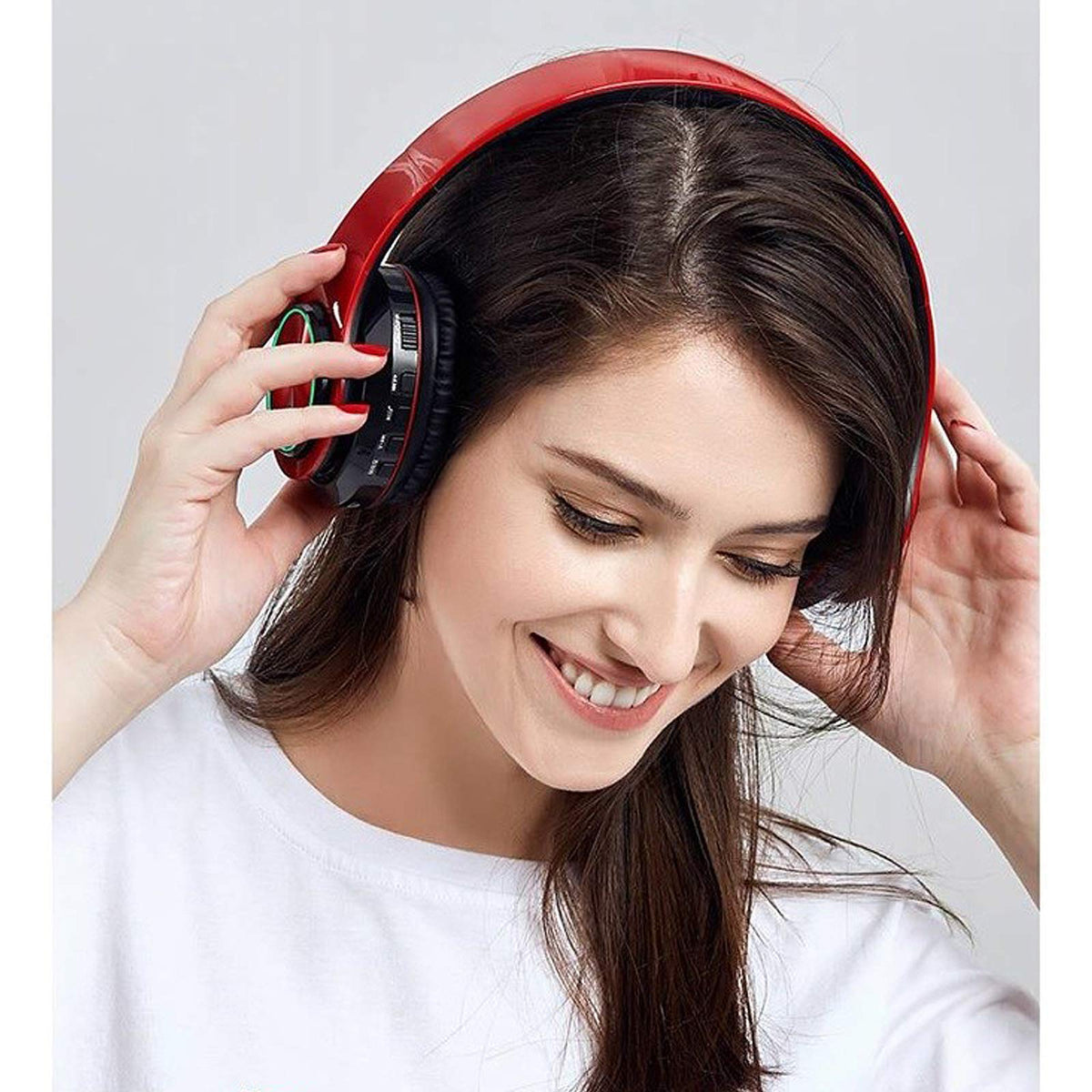 Soft ear cups and adjustable headband ensure comfort during long sessions.