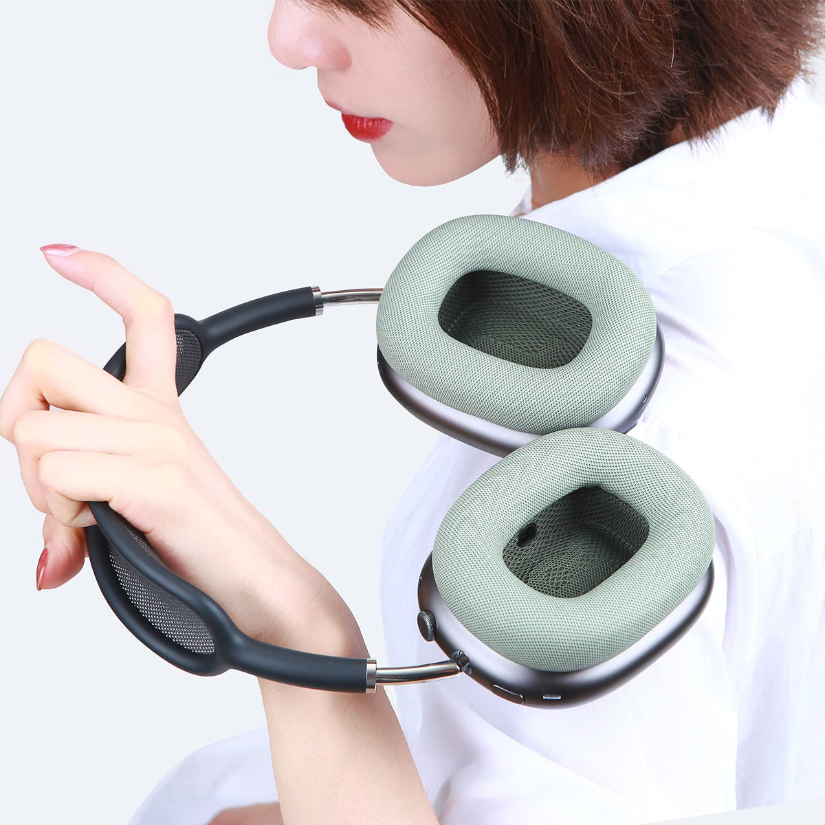 Earrock AirPods Max earpads magnet attachment for quick, tool-free installation