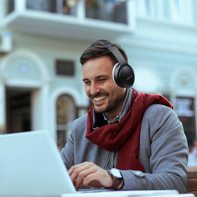 Earrock earpads demonstrating improved noise isolation on Bose