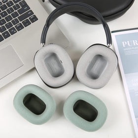 Earrock green knit-mesh cover provides skin-friendly, breathable comfort
