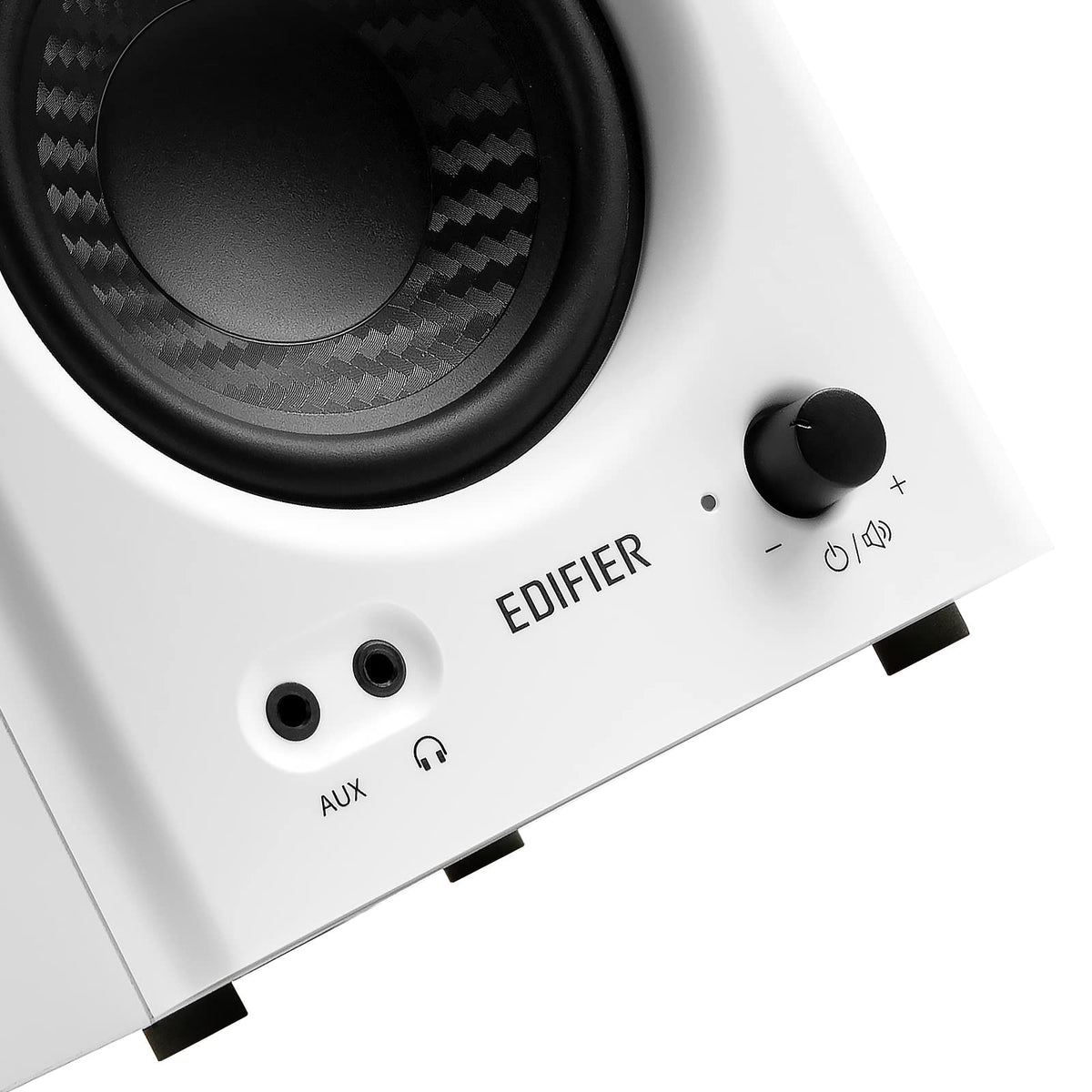 Edifier MR4 tweeter detail emphasizes smooth highs from a silk dome.
