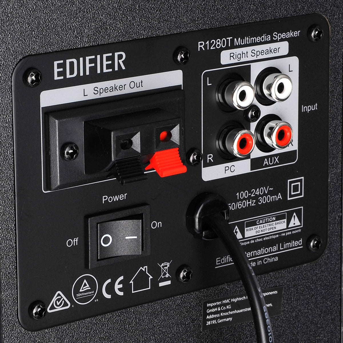 Edifier R1280T dual AUX inputs for easy, two-device connectivity without swapping cables.
