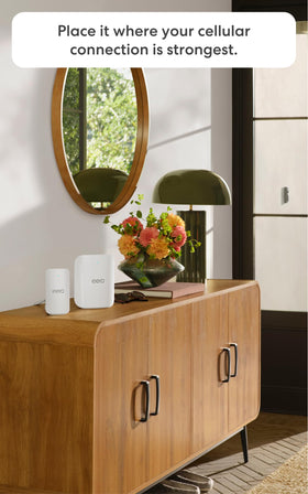 eero Signal flexible-placement shows optimal spots for strong cellular coverage.
