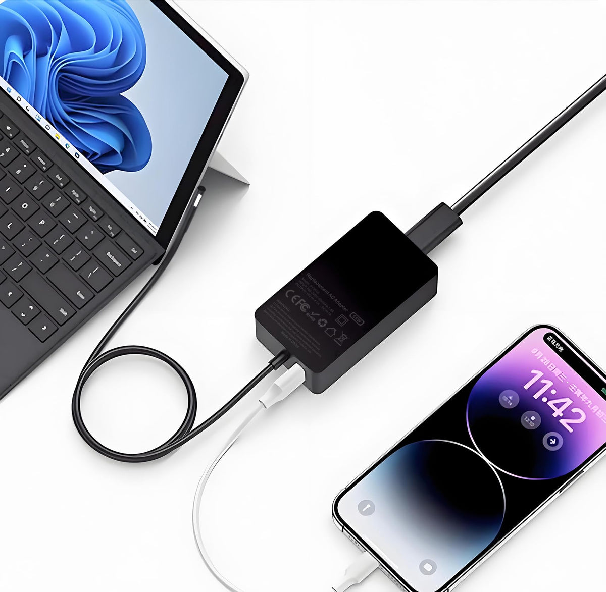 Ehao 65W charger USB port enables charging a second device.