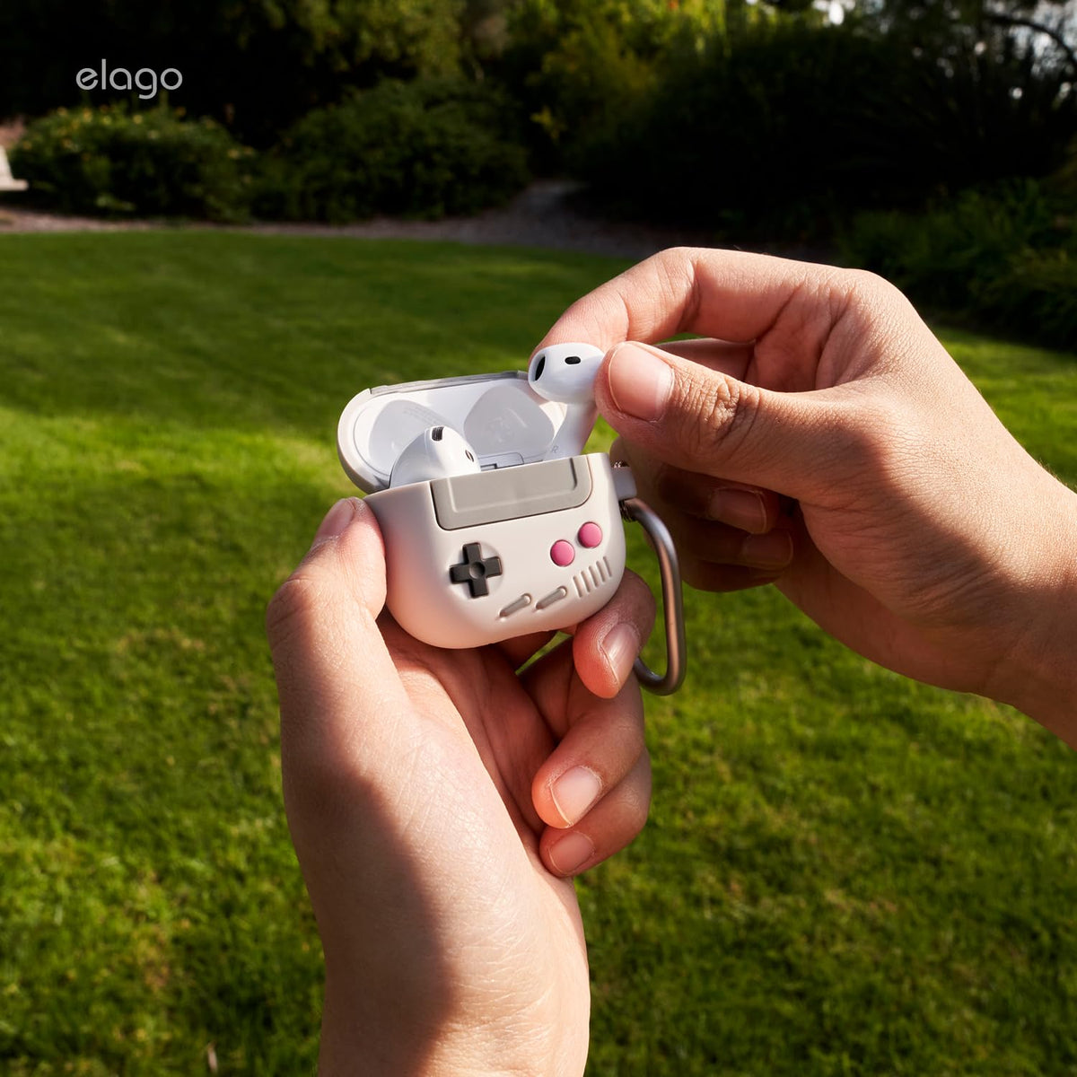 elago AW5 edge and hinge close-up showing raised protection and seam coverage