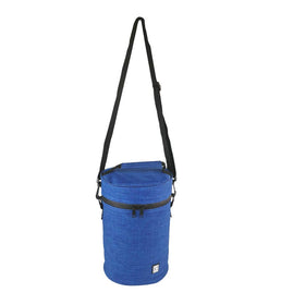 EMAQUIN travel case is lightweight at 0.6 pounds for easy transport.