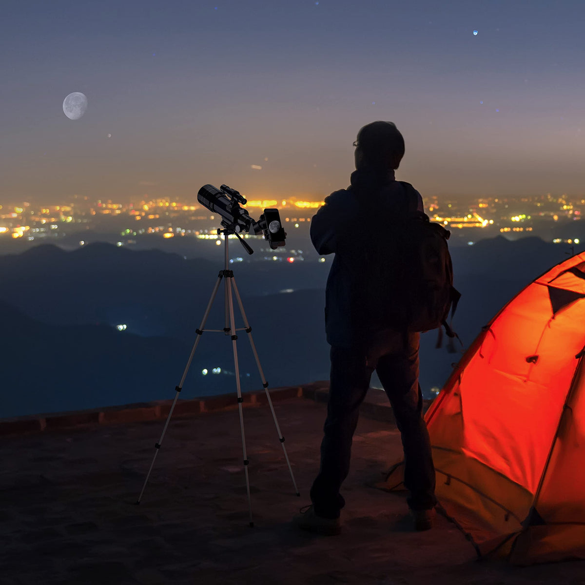 ESSLNB smartphone adapter mounted on eyepiece for easy astrophotography