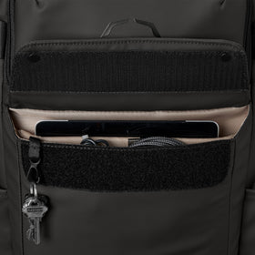 EvoShield Exec Backpack rear luggage loop for easy travel with rolling bags