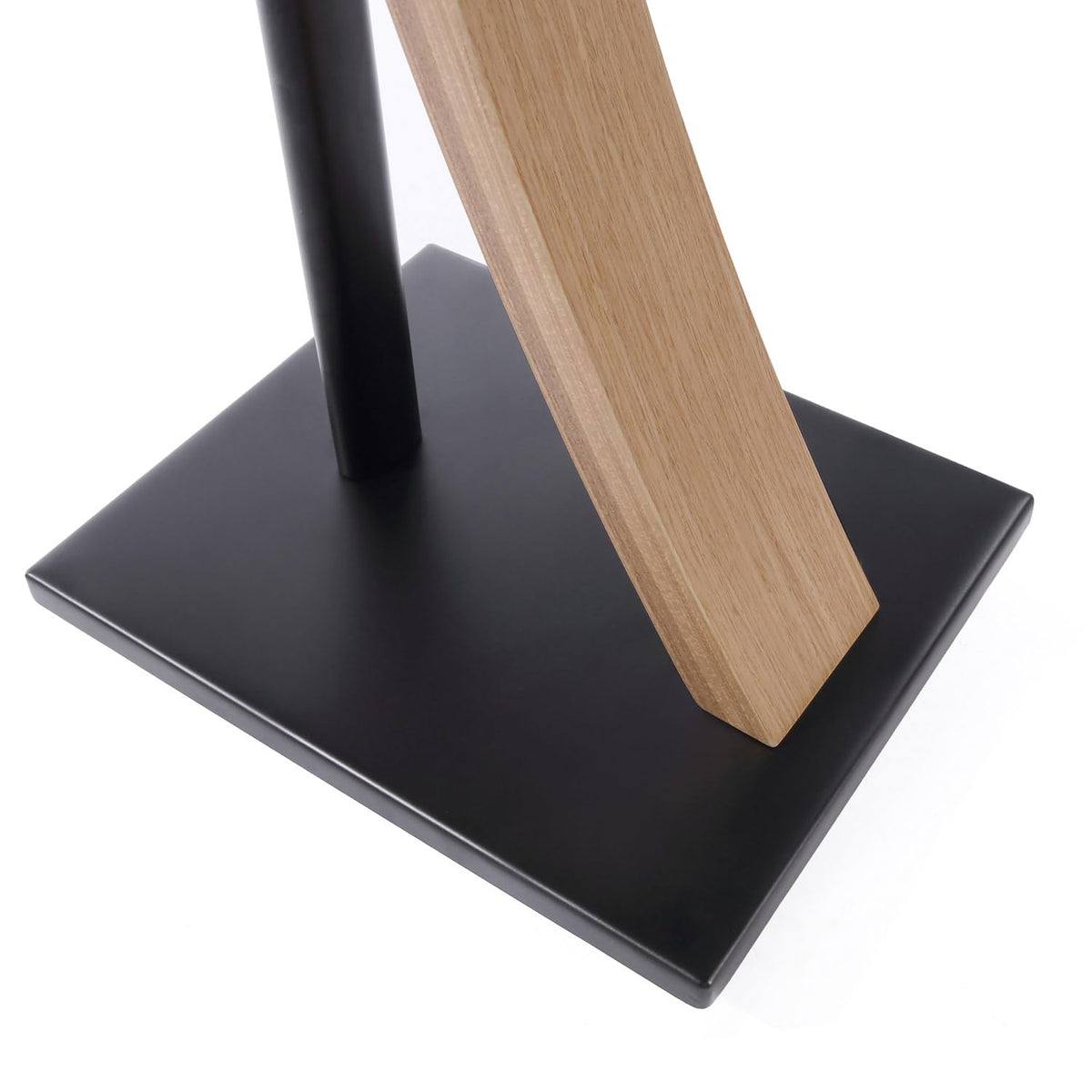 EXIMUS 290-Series stands in a room setting for organized audio display.